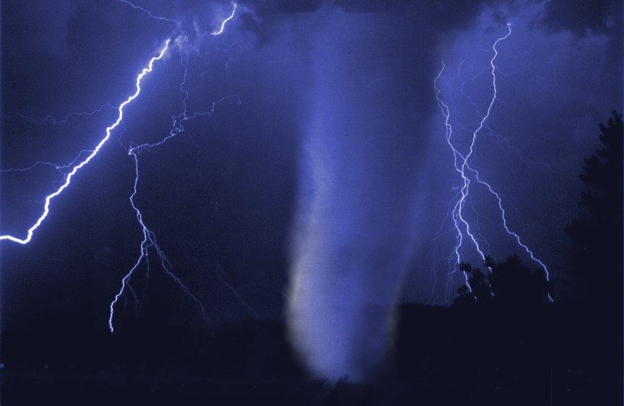 Storm1.jpg